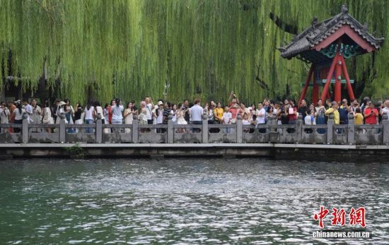 818ܽڳm(x)Ӱ푣ɽ|ʡͻȪˮλ28.89Ȫˮӿ^ţͻȪˮӿ݆جF(xin)Dο^pͻȪ