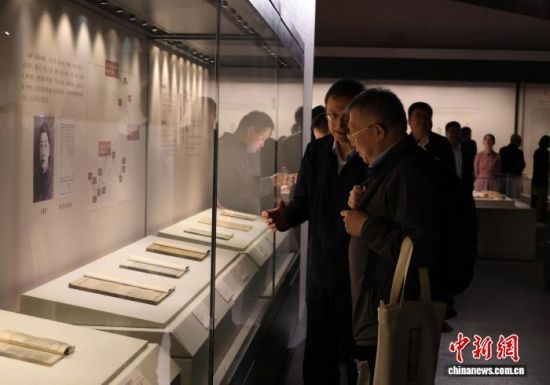 927գɽ|^^ع⣺ԪFżչ(dng)ԓչ[ڿӲ^_ĻRۿӲ^ɽ|^ɽ|ʡD^ȹؙC(j)(gu)Լ(ni)֪ؕҵ130Nϡ伮cԪr(sh)ڵ伮