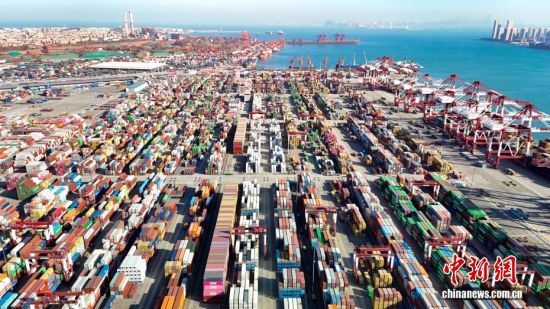 12��8�����S�������к����ޡ�݆��ǰ���ۅ^(q��)����bж���I(y��)�����u�۽���؛����������Ӌ(j��)ͻ��7�|�����^2024��ͻ��7�|����ǰ15�����D�����u�ۼ��b��ш�(ch��ng)һ��æµ�����o(w��)�˙C(j��)��Ƭ�����M(j��n)�� �z