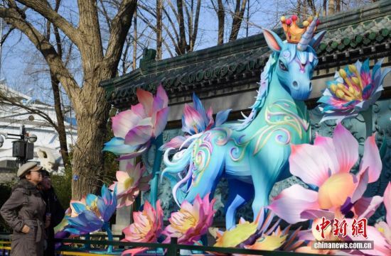 1��22����ɽ�|ʡ�����е�45�����µ�һȪӭ���������b�����������M�С����ß����ԡ������ںӡ���ӳȪ�ǡ������}�����o�ǺӞ��S����(li��n)����ͻȪ������?zh��)���������������ꇡ��D���ο��^�p���RԪ�ء�������