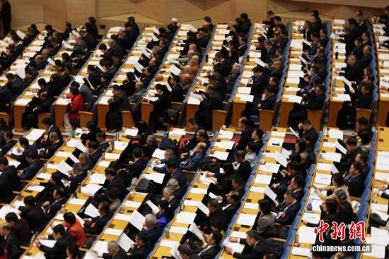 1��26�գ�ɽ�|��(j��)����ɽ�|ʡ���f(xi��)ʮ�����ĴΕ�(hu��)�h�_(k��i)Ļ����(hu��)��4��롣