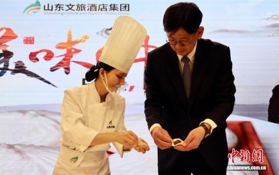 3��19����ɽ�|ʡ��ȫ�_�ϵ��Y��30����ϵ�л���ڝ����_Ļ���F(xi��n)���e�k��ʳ�Ļ�������ӡ��D��ɽ�|ʡ�N�����n�����e����Ȫ�Ǵ����������ӛ�� ������ �z