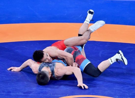 2025ȫ�\(y��n)��(hu��)ˤ�����ӹŵ�ʽ77���）(j��)�Qِ������4-1�ͺϽ�������ɽ��