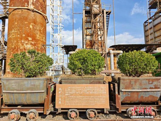 ڝ^(q)Cݽֵһɽɽ|ɽĻ(chung)@ӳʬF(xin)մɮa(chn)I(y)M֮·ɽչ[^̩ӛLȵһϵЪ߽ĵľcɽ|ɽĻ(chung)@D