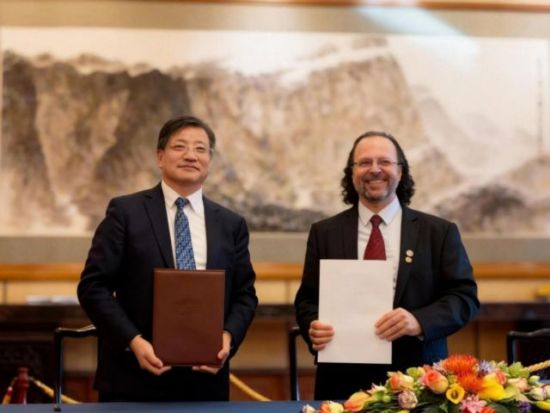 ���u��WУ�Lκ־���c�����繲�͇���WУ�L�տ��� �� ��������������f(xi��)�h