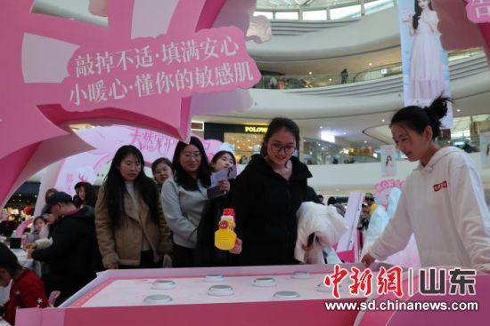  �οͿɅ��cDIY��(chu��ng)�������Ę���ƴ���ȶ�N�Α򻥄�(d��ng)���Oٻ �z