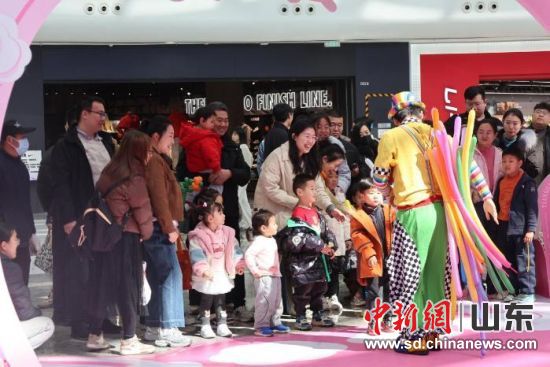 ����Ȼ���o(h��)�����輺���߶ȿ��g�����ˡ����H�DŮ��(ji��)���W��ӬF(xi��n)��������Ôz